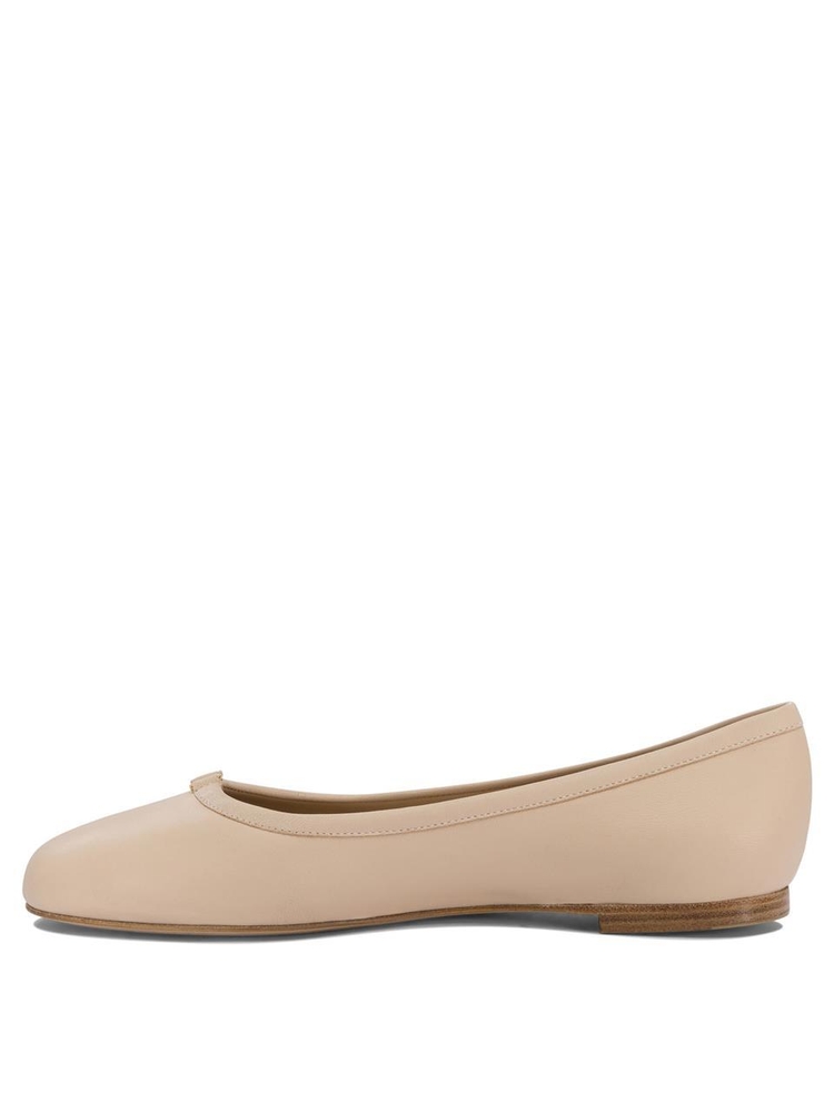 끌로에 SS25 Ballerinas C24S973H76J2 Beige