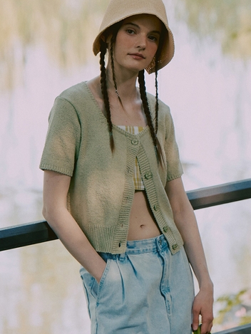 [단독]SQUARE NECK CROP CARDIGAN_GN