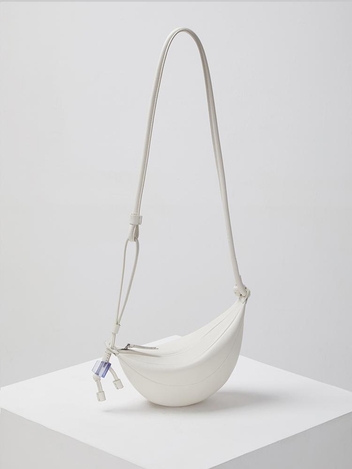 Small fling bag(My clean bed)