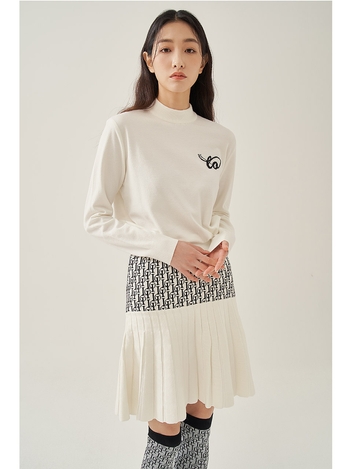 Signature Knitted Flare Skirt_White