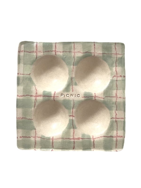 picnic_egg tray