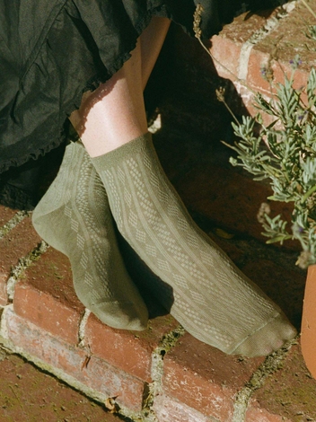 COLLÉGIEN POINTELLE ANKLE SOCK -- SAUGE