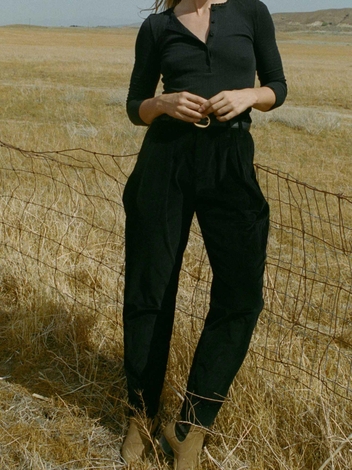 NELDA PANT -- BLACK