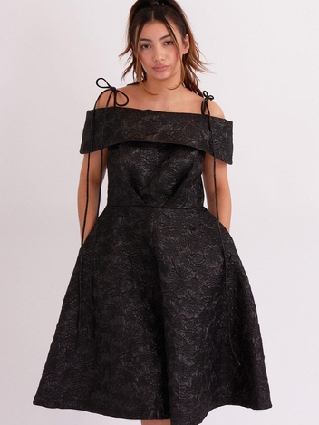 Amoura Dress Black Jacquard