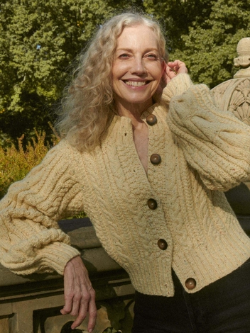 CARDIFF CARDIGAN SWEATER -- CREAM