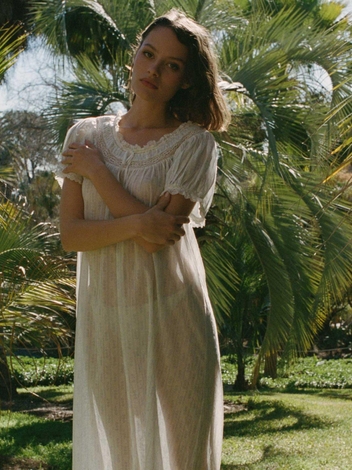 REINE NIGHTGOWN -- ADELINES GARDEN