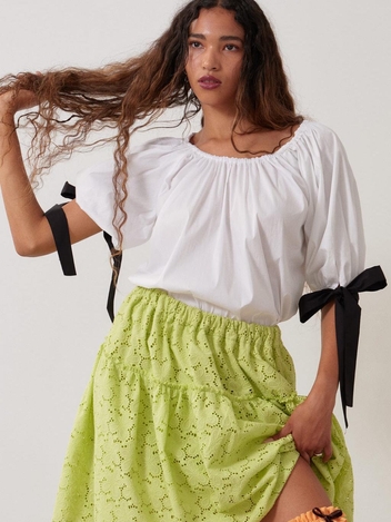 Sally Top Black & White