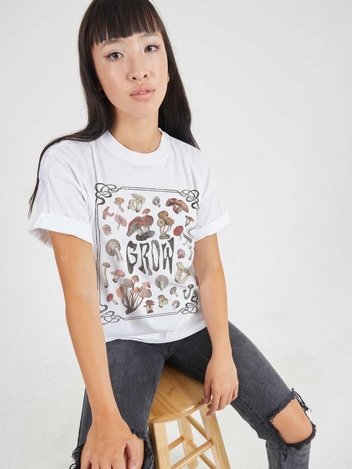 Grow White Boyfriend Tee