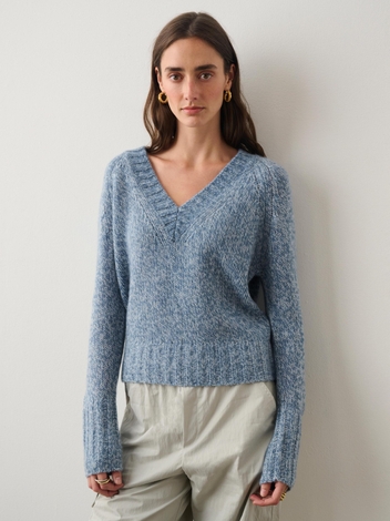 Cashmere Air Spun V Neck Blue Marl
