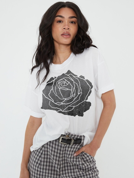 Rose White Boyfriend Tee