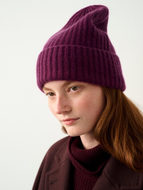 Cashmere Cuffed Beanie Midnight Plum