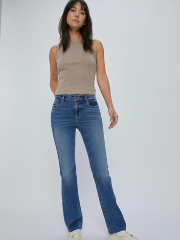 Ryan P/ Dark Wash Clean Stretch Bootcut